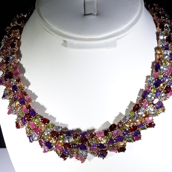 Masterpiece Atelier Multi-Stone Rose Gold Necklace - Picture 15 of 16